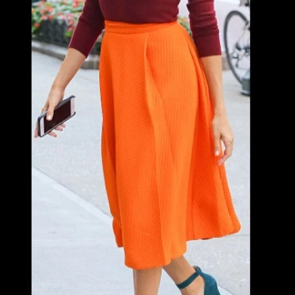 New York & Company Eva Mendes Clare Full Skirt Orange Woven Textured Skirt - Picture 3 of 17